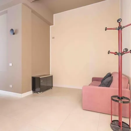 Gallery Loft 1 Center