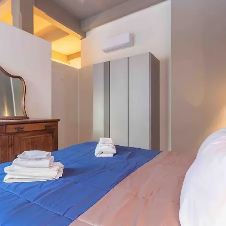 Gallery Loft 1 City Center Apartment Turin