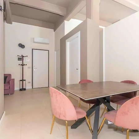 Gallery Loft 1 City Center * Turin